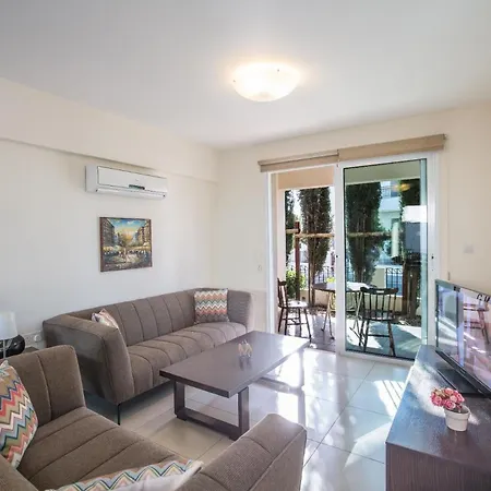 Ferienhaus Mit Privatpool Fur 8 Personen Ca 140 Qm In Pernera, Sudkuste Von Zypern Πρωταράς